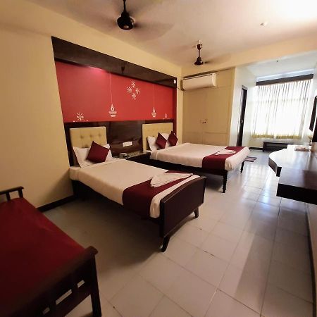 Ravi Krishna Inn Пондичери Екстериор снимка